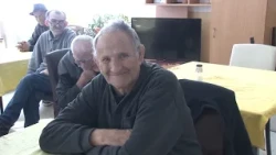 Učenici OŠ "Branko Radičević" iz Razbojne u poseti Domu za starija lica u Brusu
