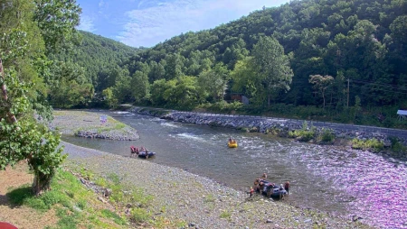 Pigeon River in Hartford, Tennessee